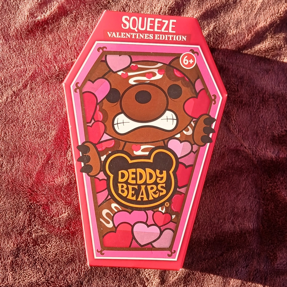 Deddy Bears Squeeze Coffin  Valentines Edition